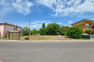 Lotto edificabile vicino a Ferrara