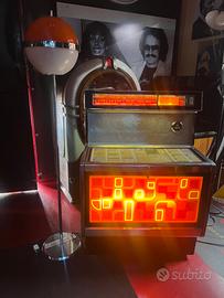 MODERNARIATO juke box