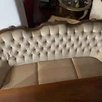 Divanetto piu poltrone e mobile