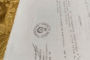 Laboratorio con ufficio seminterrato