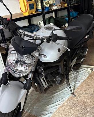 Yamaha FZ6 S2