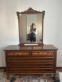 Comò e comodini in legno