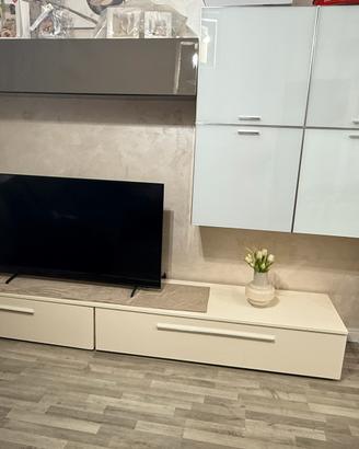 salotto e cucina completo