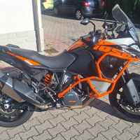 KTM 1050 Adventur
