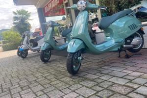 Piaggio Vespa 125 Primavera 80th