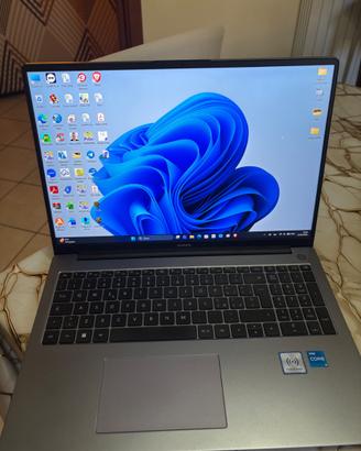 PC portatile HUAWEI MateBook D16