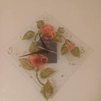 Orologio da parete in vetro. 