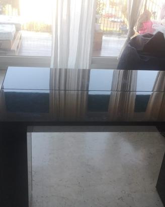 Consolle nera lucida allungabile fino a 3 metri