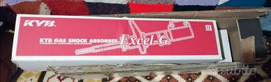 Ammortizzatori anteriori KYB per renault laguna