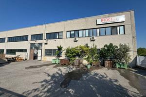 Immobile di 780 m² a Anzola dell'Emilia