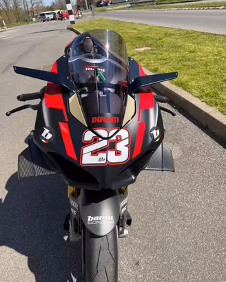 DUCATI PANIGALE V4