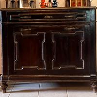 Credenza