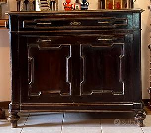 Credenza