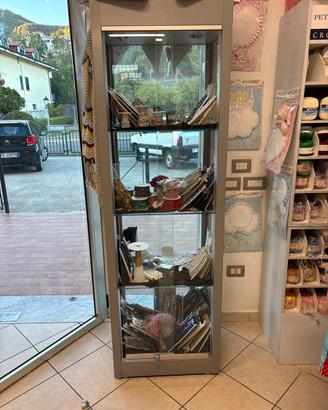 Vetrina espositiva professionale ferro e vetro