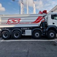 Camion ribaltabile 4 assi 480hp vasca s5 nuovo