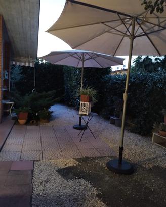 n.4 ombrelloni colore écru 