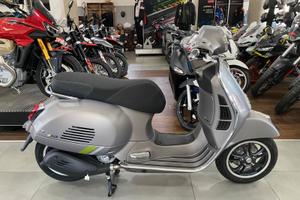 Vespa GTS 310 Super Tech