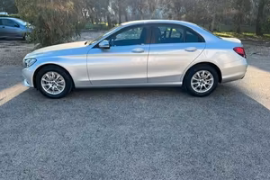 KM 18700 Mercedes Benz 180 d