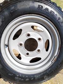 cerchi e gomme land rover 