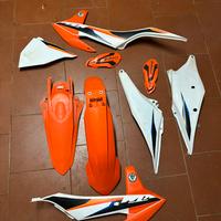 Plastiche ktm