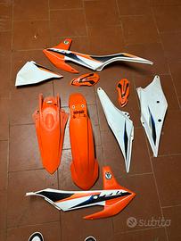 Plastiche ktm