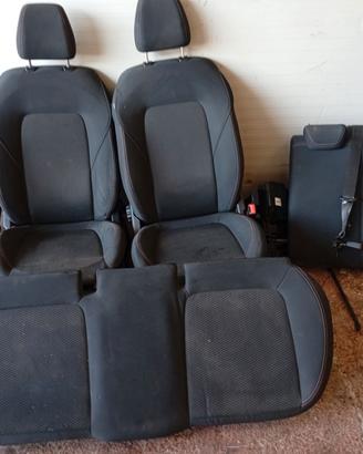 Tappezzeria Ford Fiesta st line 5 p. Anno 2018