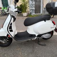Vespa 310 gts super sport luglio 2025