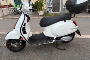 Vespa 310 gts super sport luglio 2025