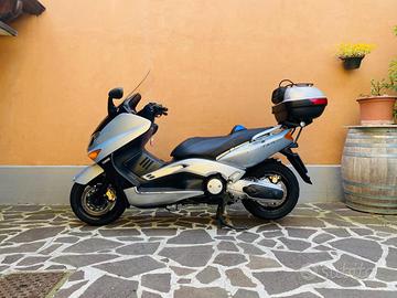 Tmax 500 2002