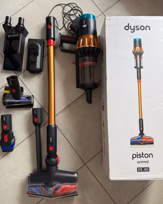 Aspirapolvere Dyson piston animal 1 mese di vita