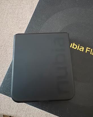 Nubia flip 5g