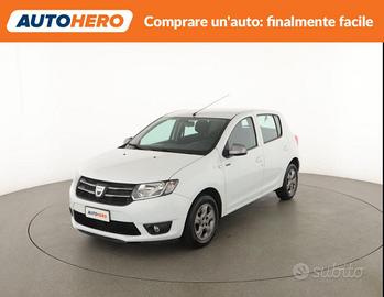 DACIA Sandero EK77821