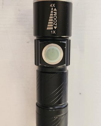 Torcia Led Ricaricabile 