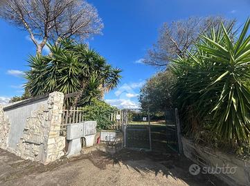 PORZIONE DI BIFAMILIARE A APRILIA