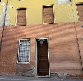 2 LOCALI A CALCINATO