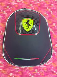 Zaino Scuderia Ferrari con scudetto Cavallino Ramp