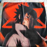 Federa personalizzata sasuke sharingan 