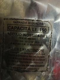 Recipienti acciaio vino