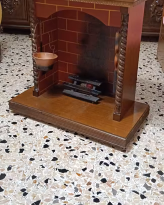 Finto camino in legno anni 60/70 