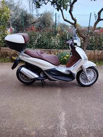 Beverly 300 solo 16'000 km