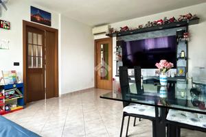 3 LOCALI A MOLINELLA