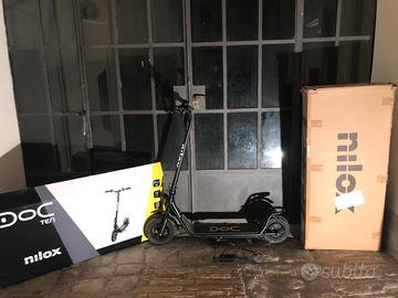 Monopattino Nilox DOC TEN - come nuovo - 25km/h