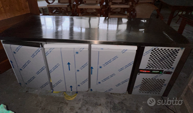 banco frigo refrigerato praticamente nuovo