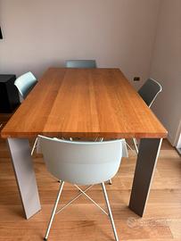 Tavolo in legno