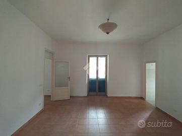 3 LOCALI A PALERMO