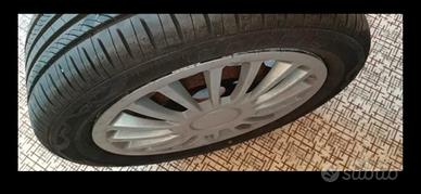 ford fiesta cerchi ferro 15 pollici e copri cerchi