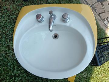 Lavandino a colonna anni 70