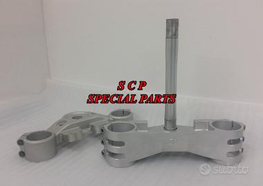 Piastre di sterzo ricavate per norton 961 commando