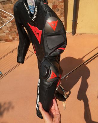 tuta moto 50 dainese intera in pelle laguna 4