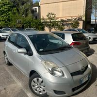 Toyota Yaris 1.3 Benzina